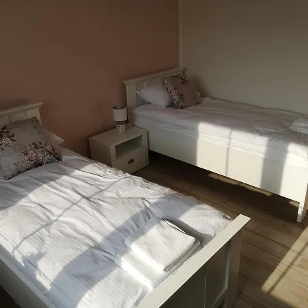 Apartamenty, Zielone Wzgorze Wiktora W Mikolajkach Lägenhet *